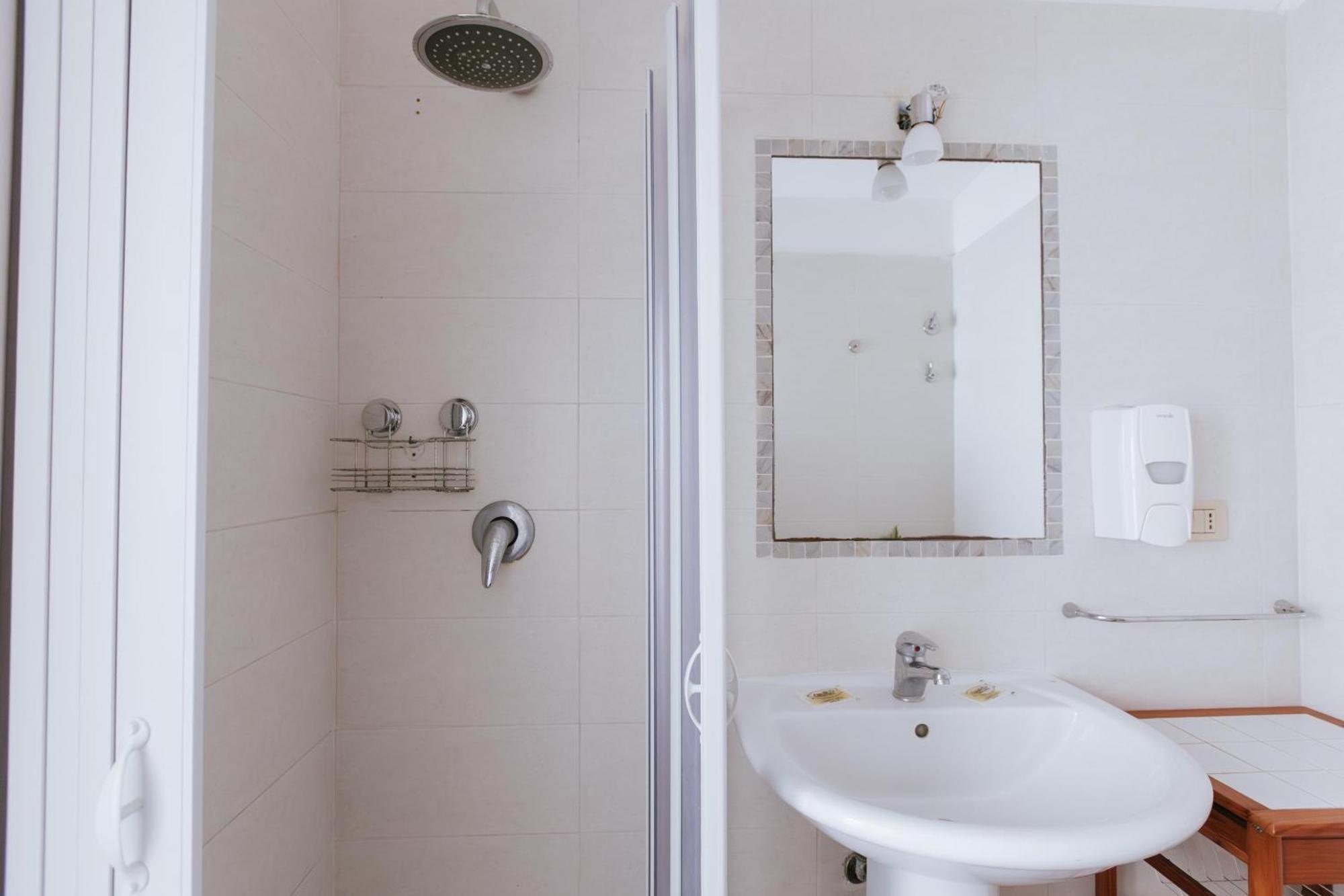 Andreja Maniace Apartment Syracuse